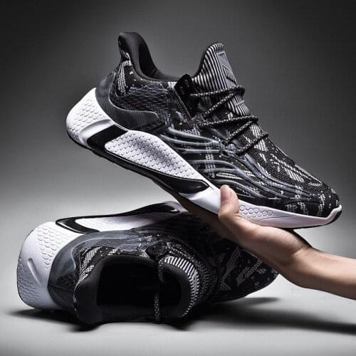 Shoes Tide Shoes 2020 New Large Size Mens Sports and Leisure Luminous Running Shoes Flying Woven Breathable Mens Shoes