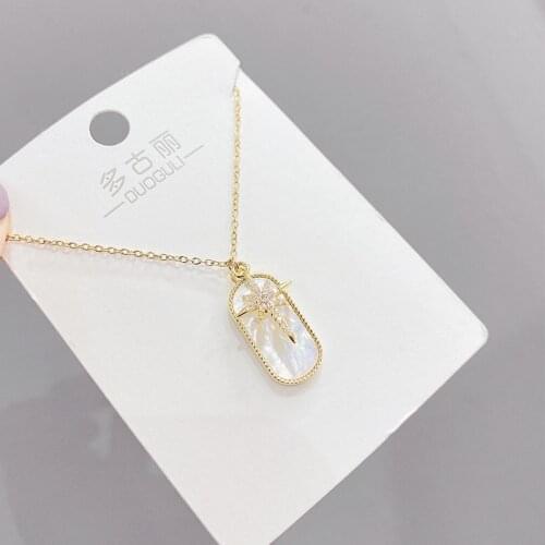 Korean Style Eight Awn Star Light Luxury Necklace Womens Shell Simple Elegant Clavicle Chain Pendant Necklace Ornament