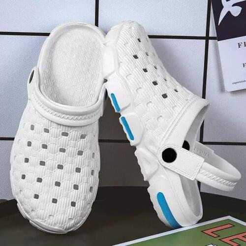 Womens Summer Sandals Dual Purpose Slippers Hole Shoes Breathable Antiskid Beach Shoes Nurse Shoes Big Size 36-41