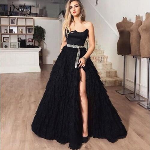 Fashion Sexy Black High Side Split Prom Dresses Off The Shoulder Ruffles Tiered A-line Prom Gowns 2020 Formal Party Dress