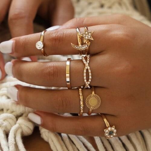 8 Pcs/Set Vintage Gold Star Moon Crystal Ring Set For Women Bohemia Geometric Knuckle Glamour Ring Set Jewelry Party Gift