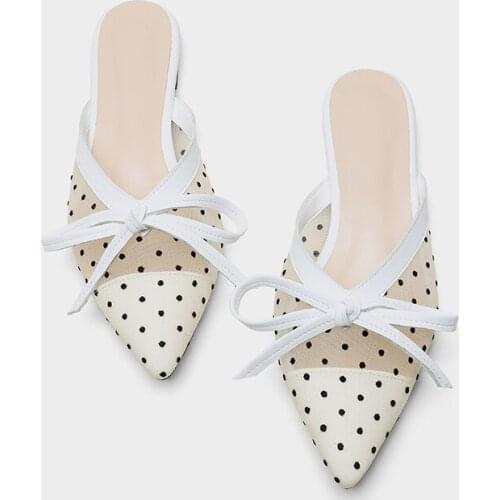 Mesh Closed-Toe Slippers Womens Pointed Flat Heel Fashion Shoes 2020 Summer New A- line Polka Dot Low Heel Fairy Shoes