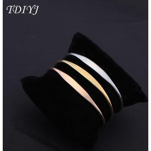 TDIYJ Fashion Bangle Bracelet for DIY Stainless Steel Bracelet Initial Engraved Name Love Bangle 1pcs