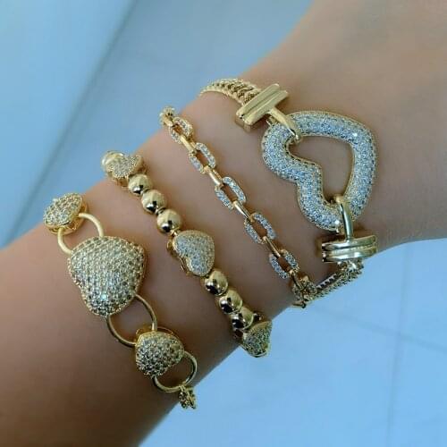 Yurora White Bracelets