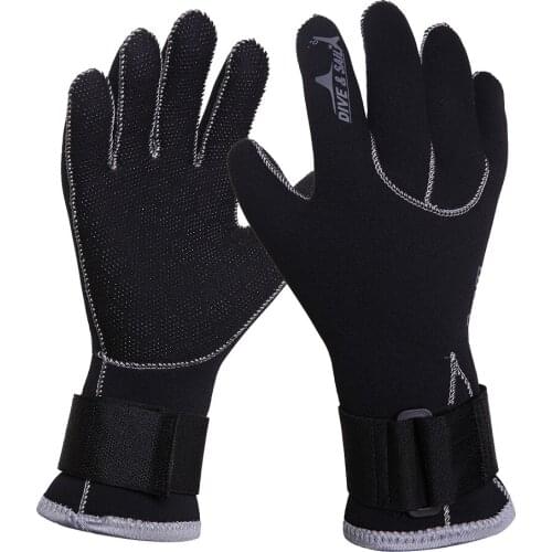 Premium 3mm Neoprene Five Finger Wetsuit Gloves Wear Resistance For Diving