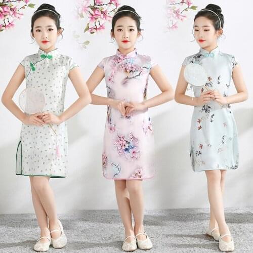 Girls cheongsam new childrens Tang suit Chinese style dress princess dress white stage costumes class clothes photo