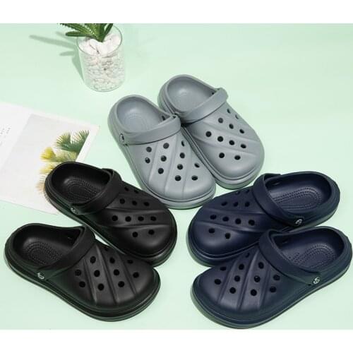 Summer Mens Sandals Outdoor Water Shoes Men Clogs Slippers Soft Bottom Beach Sandals Comfortable Breathable Mens Beach Sandals