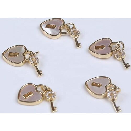 Wholesale Cheap Fashion 10*12mm Heart Shape Shell With 4*11mm Key Micro Paved Pendant