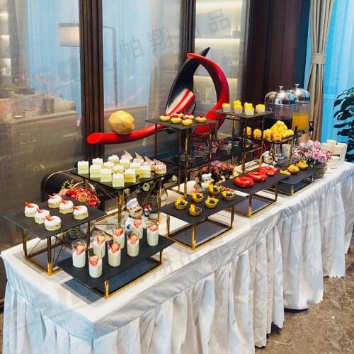 Dessert Fruit Cake Stand Metal Afternoon Tea Wedding Luxury Modern Candy Cake Display Stand Serving Plateau Tableware DG50TD