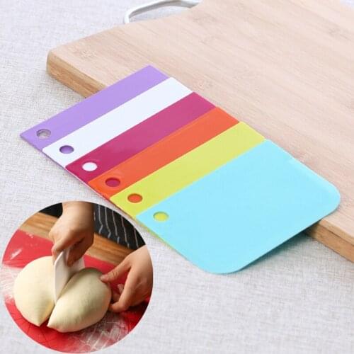 6pcs Irregular Teeth Edge Cream Scraper Set Cream Smooth Cake Spatula Fondant Scraper Kitchen Pastry Butter Knife Dough Cutter