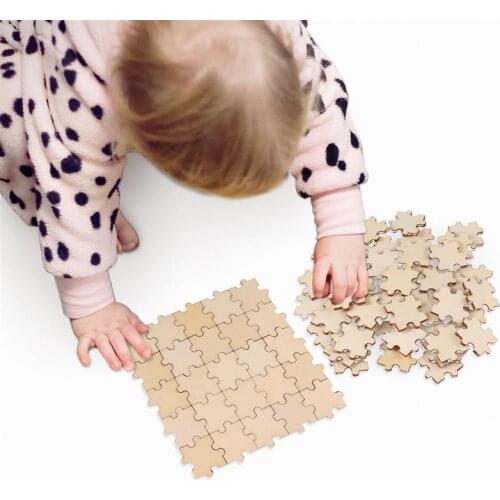 50PCS Wooden Puzzle Square Chips Wood Pieces Cutouts Ornaments Childrens Puzzle Hand-painted DIY Material for Crafts Engraving