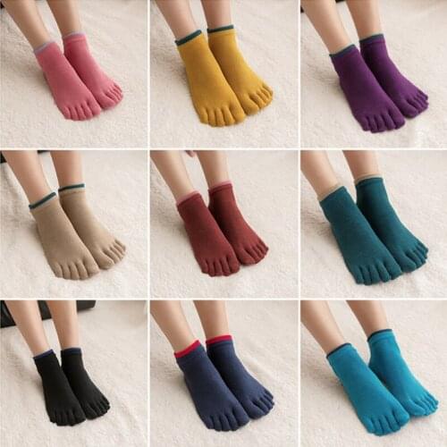 1 Pair New Women Sports Socks Anti-slip Five Fingers Silicone Non-slip Five Toe Socks Ballet Gym Fitness Sports Cotton Socks