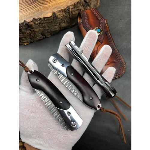 High quality Tactical 60HRC with Damascus Steel Folding Knife Sandal Wood Handle Folding Knife Survival Hunting Outdoor EDC Tool