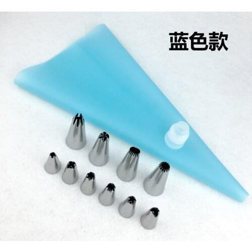 12 Pcs/Set Silicone Icing Piping Cream Pastry Bag Stainless Steel Nozzle Pastry Tips Converter DIY Cake Decorating Tools Nozzle