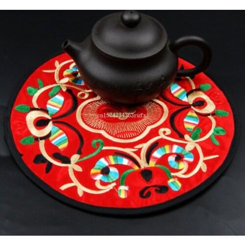 200pcs Floral Tableware Placemat Non-woven Embroidery Floral Pattern Ethnic Coaster Tribal Cup Teapot Mat Drink Holder Wholesale