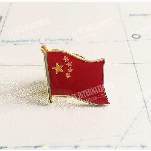 China National Flag Lapel Pins Crystal Epoxy Metal Enamel Badge Paint Brooch Souvenir Suit personality Commemorative