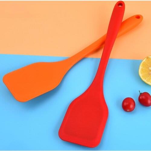 Spatula Beef Meat Egg Kitchen Scraper Cooking Utensils Shovel Wide Application Silicone Heat Insulation Cooking Spatula