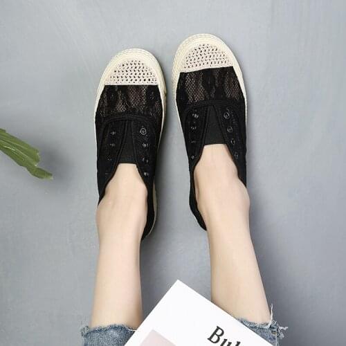 White Shoes Woman 2020 New Female Breathable Flat-soled Canvas Shoes Solid Color Lace Shallow Ladies Casual Footwear W33-48