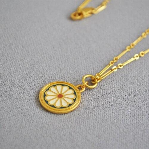 Vintage Antique Style Japanese Handmade Blue Enamel Daisy Flower Gold Coin round Pendant Vintage Necklace 18K Gold Plated
