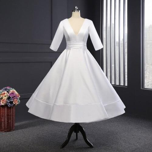 Short Vintage Wedding Dress V Neck Tea Length Half Sleeves Bridal Gowns Stain 1950s Elegant Womens Formal Party Gown