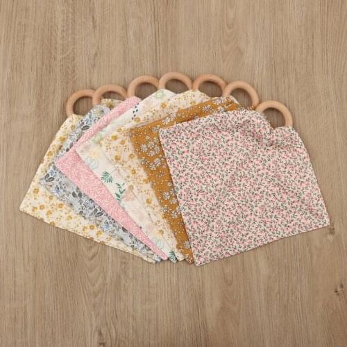Baby Soothe Appease Towel with Wooden Teether Newborn Soft Comforting Saliva Towel Sleeping Toy Burp Cloths