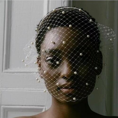 Elegant Pearl White Veil Cover Face Headband Hair Accessorie for Women Crystal Bridal Face Net Mask Birdcage Veils Hair Jewelry