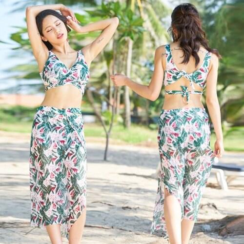 Split Three-piece Swimsuit 2021 New Ladies Printed Veil Sunscreen Seaside Vacation Slim Swimsuit