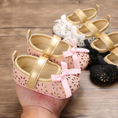 2020 Baby Summer Shoes Newborn Baby Girl Soft Sole Crib Shoes Cute Bowknot Lace Hollow Out Breathable Slippers Sandals 0-18M