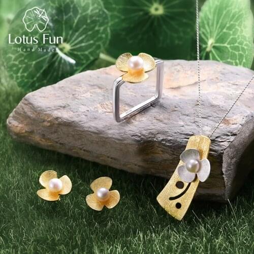 Lotus Fun Real 925 Sterling Silver Natural Pearl Handmade Fine Jewelry Square Fresh Clover Flower Jewelry Set for Women Bijoux