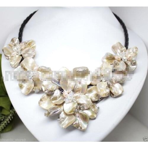 Free Shipping Hot sale Natural Pearl Crystal MOP Shell Mother of Pearl 5 Flowers Pendant Necklace 18"