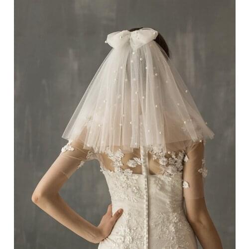 SLBRIDAL Two-Layers Pearls Bowknot Wedding Face Veils With Combs Bridal Veils Wedding Wear Accessories For Bride Mariage Women