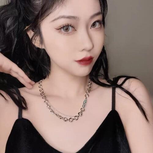 Ins metal wind double zircon twist necklace clavicle necklace