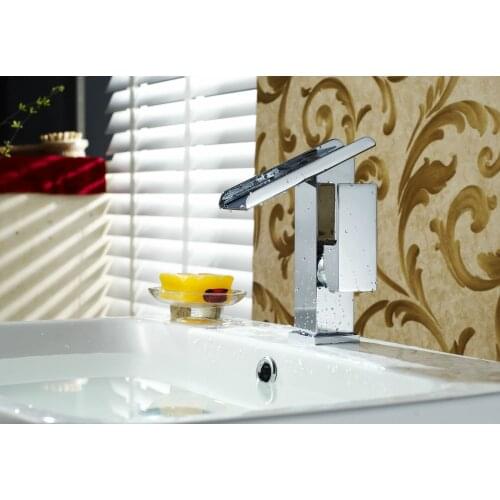 High Quality Copper Square Waterfall Single Hole Basin on The Stage, Cold and Hot Water Faucet Factory Direct Wholesale