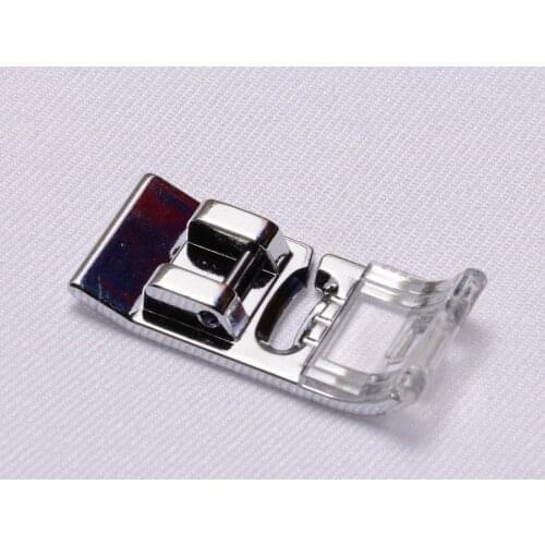 Domestic sewing machine parts Zig Zag presser foot/ Singer Made in Taiwan #76251