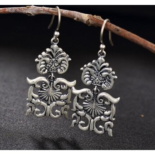National Wind Ways Is Edition Of Dumb Light Of Hollow Out Totem High-grade Pendant Earrings