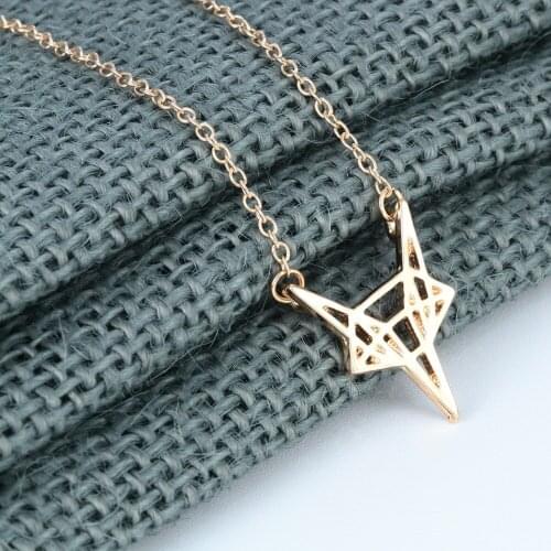 Chandler Oragami Fox Necklace Hollow Pendant Necklace Long Chain Alloy Brass Engagement Jewelry For Womens Female homme Bijoux