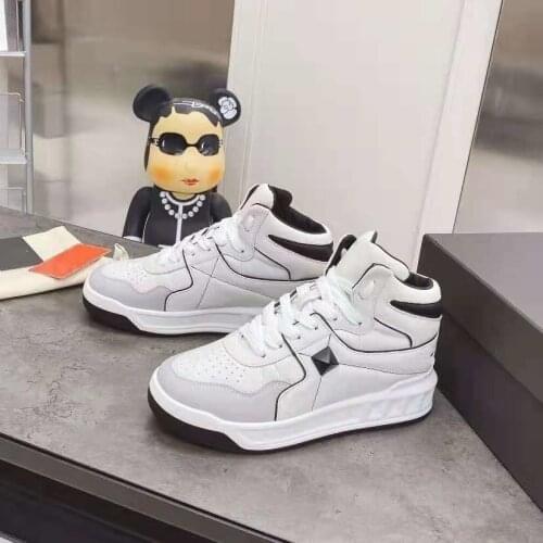 2021 new autumn and winter cow leather sports board lovers' casual high ankle Rivet shoes