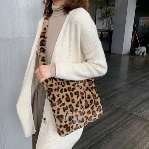 Fashion Leopard Print Crossbody Bag Women Plush Soft Casual Shoulder Messenger Bags Autumn Winter Fluffy Female Handbag 2021 New