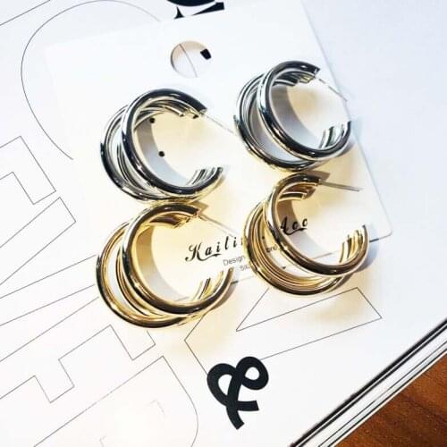 Earrings women 2020 new trendy temperament Korean net red metal circle simple fashion personality earrings