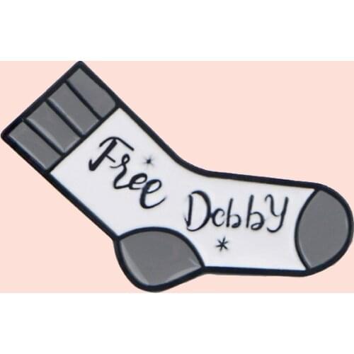 ZF890 Free Dobby Sock Clothing Accessories Enamel Pin Brooch Creative Cartoon Denim Coat Lapel Badge Jewelry Gift