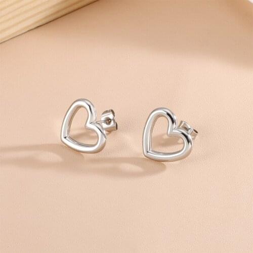Korean Style Fashion Stainless Steel Zircon Earrings Simple Charm Heart Shaped Jewelry For Womens Wholesale