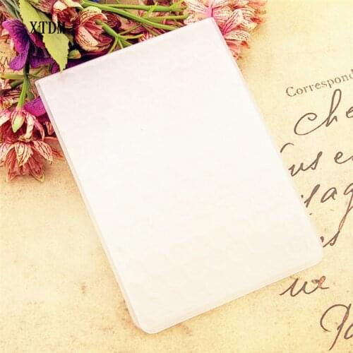 HOT plastic Checkered craft card making paper card album wedding decoration clip Embossing folders