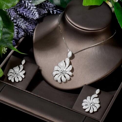HIBRIDE Special Luxury Flower 2PCS Jewelry Sets For Women Engagement Luxury AAA Cubic Zircon Earring Necklace Jewelry N-1666