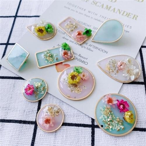 10pcs/lot color Natural dried flowers core Epoxy geometry rounds/water drop/square shape charms diy jewelry earring accessory