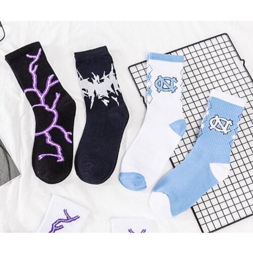1Pair Basketball Socks Breathable Harajuku Style Cotton Sports Streetwear Sock for Women Mid Tube Socks Couple