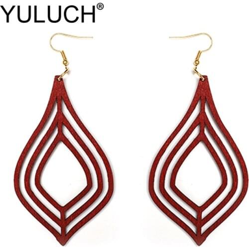 YULUCH Pop Girls Red Black Simple Dangle Earrings For Women Lady Party Trendy African Indian Hollow Wooden Long Pendant Earrings