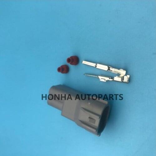 Free shipping 10/20/50/100 pcs/lots 2 pin male car wiring harness sealed waterproof plastic plug connector 7282-8120-40