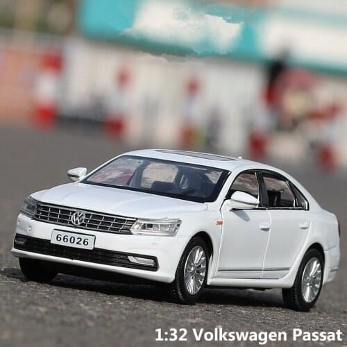 1:32 Volkswagens Passat Alloy Car Model Diecast & Toy Metal Vehicles Toy Car Model Collection High Simulation Childrens Toy Gift