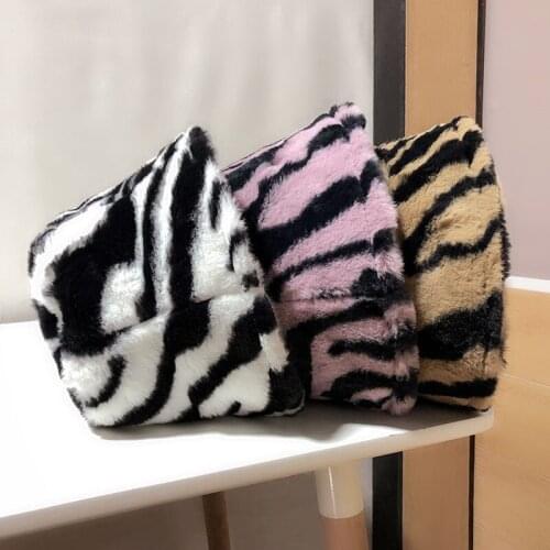 Vintage Zebra Pattern Bucket Hat Men Women Fluffy Faux Fur Thick Warm Autumn Winter Fishing Cap Casual All Match Sun Hat 56-58cm