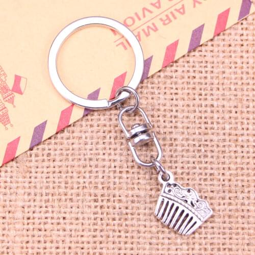 New Fashion Keychain 15x19mm barber comb Pendants DIY Men Jewelry Car Key Chain Ring Holder Souvenir For Gift
